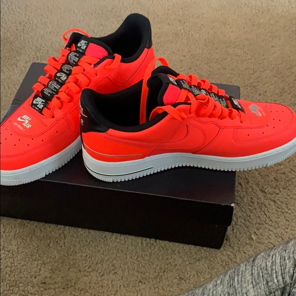 Shoes - Picture 3 of 6